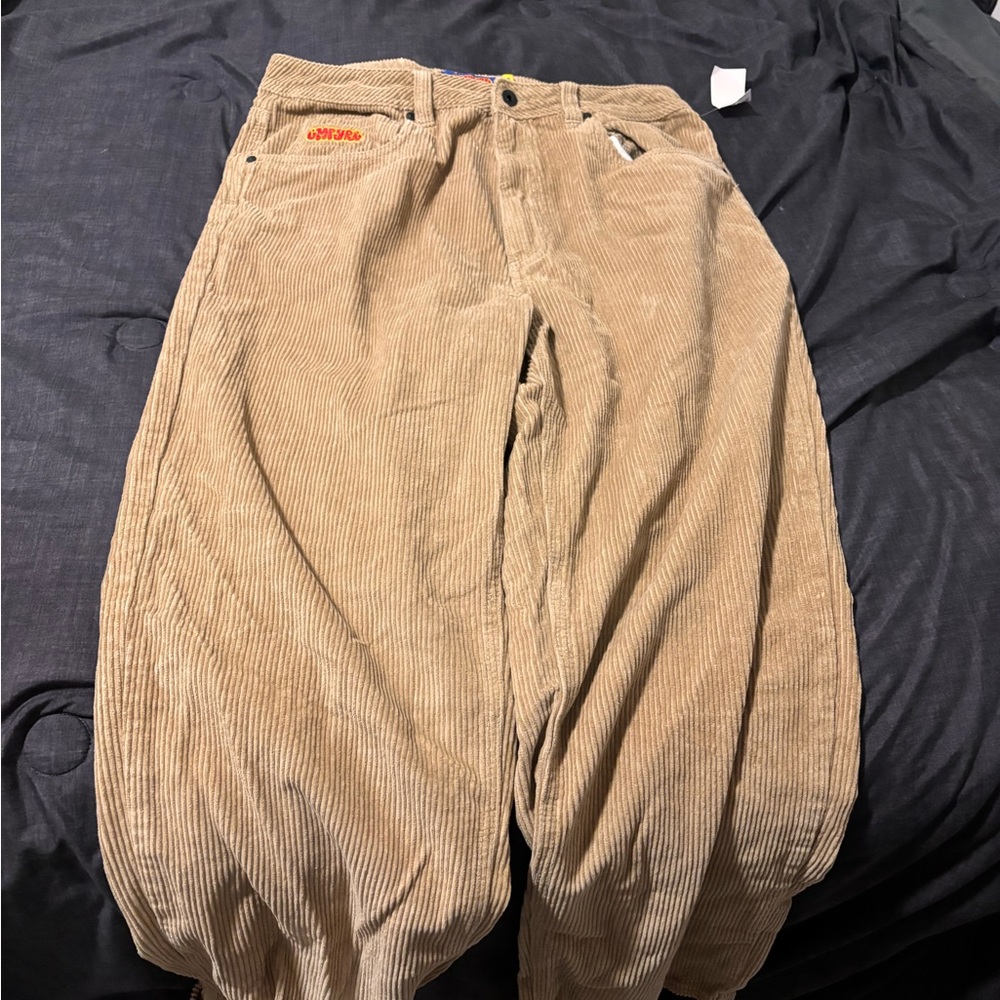 Empyre pants